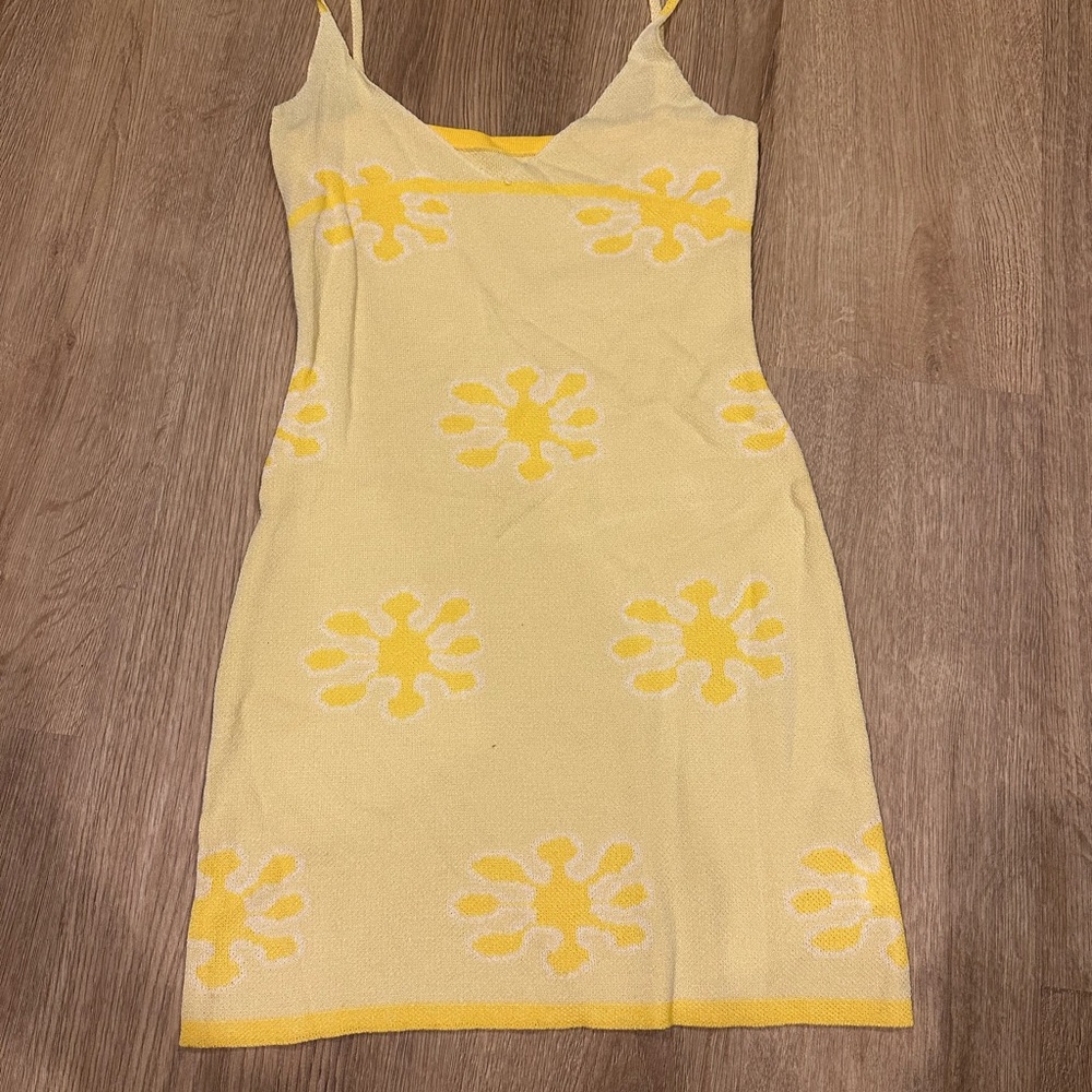 Amazon Cream and White Spaghetti Strap Slip Dress